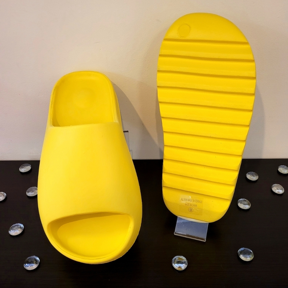 G. N. Yellow Slides - Picture 3 of 4